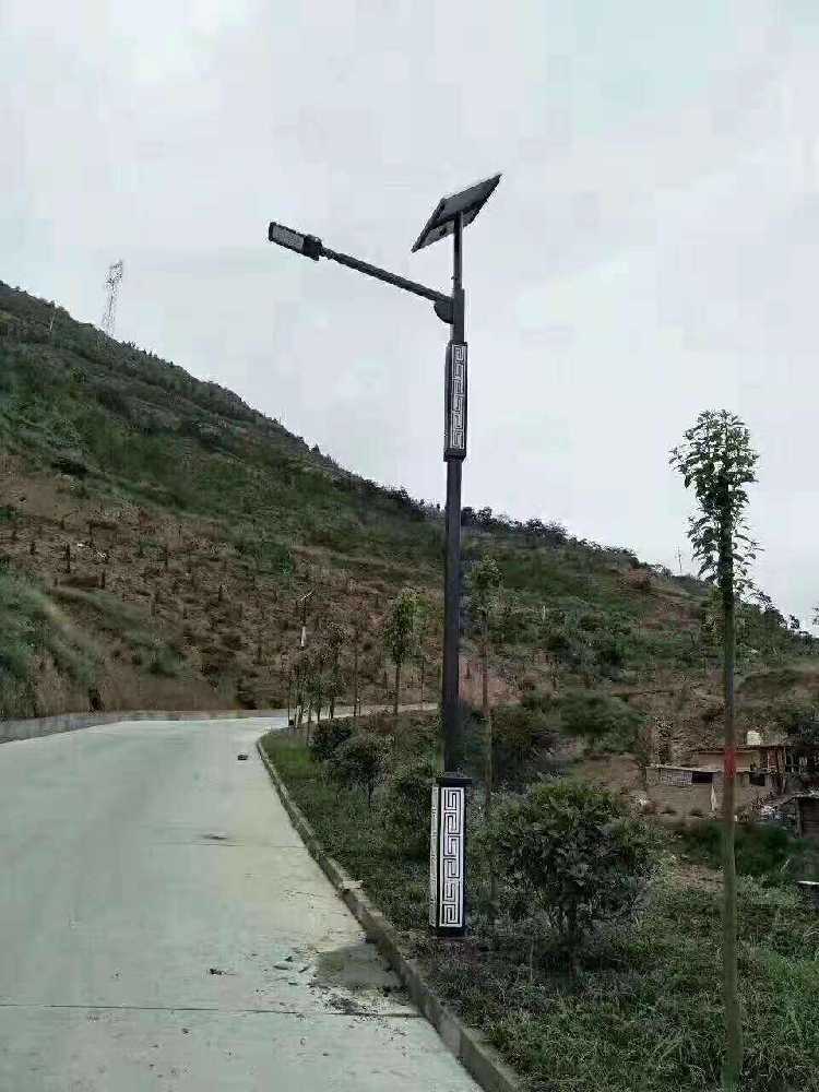 墨竹工卡县仿古太阳能路灯